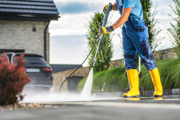 Best Parking Lot and Garage Cleaning  in Montague, CA